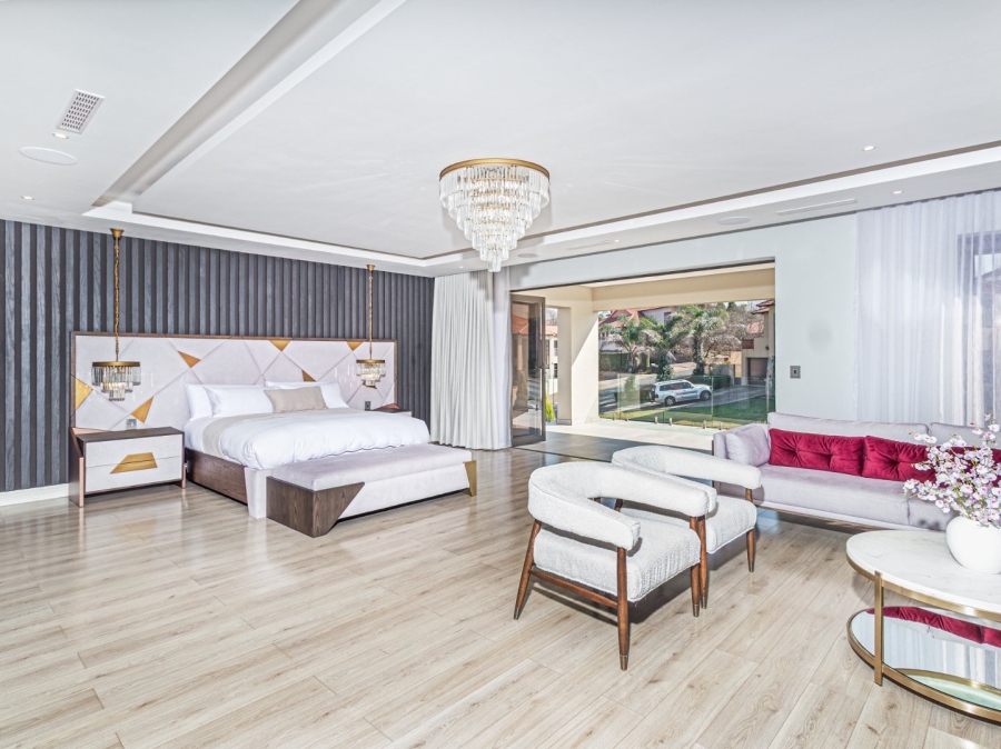 6 Bedroom Property for Sale in Birdwood Estate North West